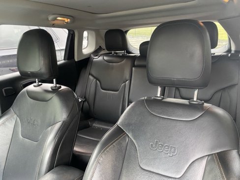 Used 2021 Jeep Compass Limited w/ Sun and Sound Group image 5