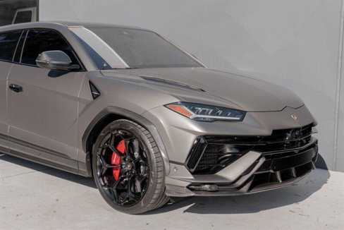 Used 2023 Lamborghini Urus Performante image 37