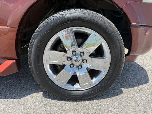 Used 2007 Ford Expedition EL Limited image 17