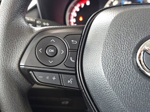 Used 2023 Toyota RAV4 XLE w/ Convenience Package image 30