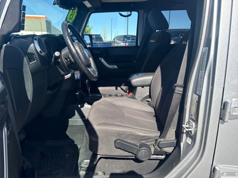 Used 2015 Jeep Wrangler Unlimited Sahara w/ Max Tow Package image 24