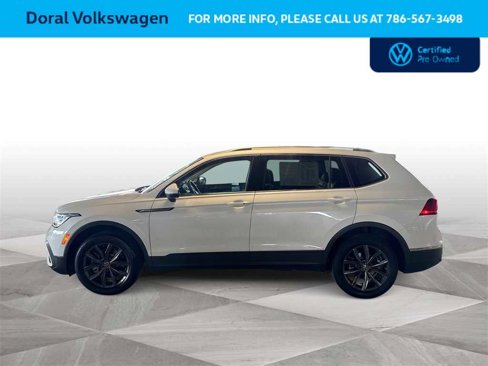 Certified 2023 Volkswagen Tiguan SE image 5