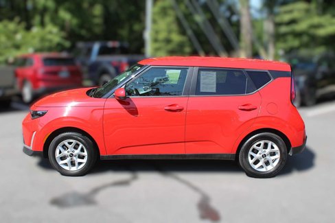 Certified 2023 Kia Soul LX w/ LX Technology Package image 5