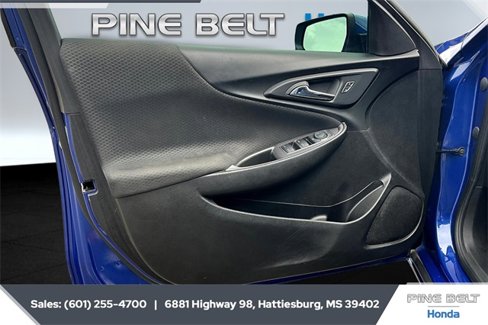 Used 2023 Chevrolet Malibu LT image 17