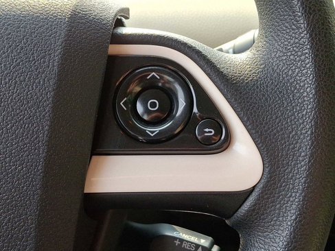 Used 2016 Toyota Prius Two image 19
