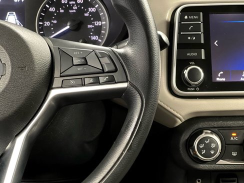 Used 2021 Nissan Versa SV image 25