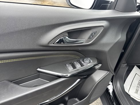 New 2025 Chevrolet Trax LT w/ LT Convenience Package image 15