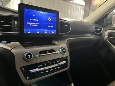 Used 2023 Ford Explorer XLT w/ Equipment Group 202A image 17