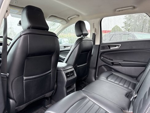 Used 2021 Ford Edge SEL image 13