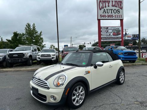 Used 2011 MINI Cooper Convertible w/ Premium Pkg image 19