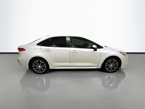 Used 2023 Toyota Corolla LE image 8