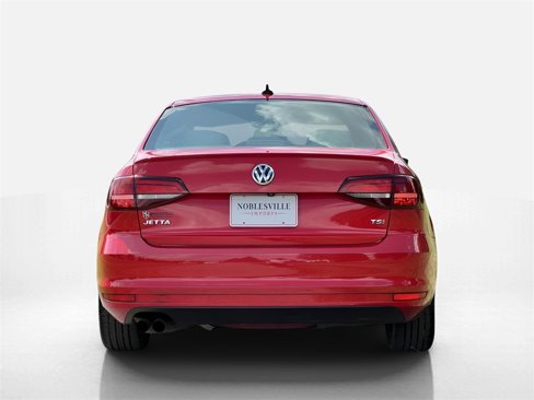 Used 2016 Volkswagen Jetta Sport image 6
