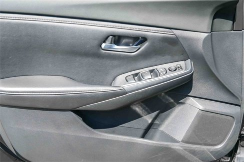 Used 2022 Nissan Sentra SV image 21