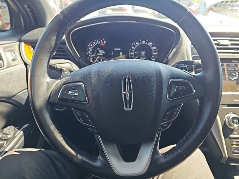 Used 2019 Lincoln MKC Reserve image 20