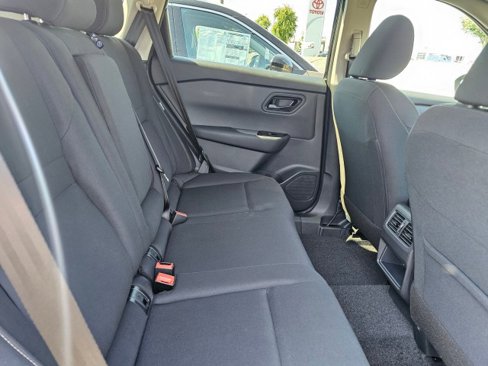 New 2025 Nissan Rogue S image 14