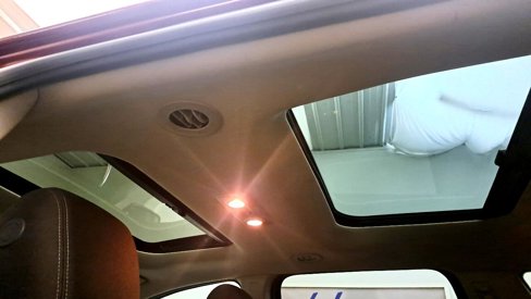 Used 2017 Chevrolet Traverse LT w/ Style and Technology Package image 9