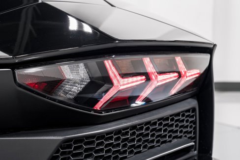 Used 2017 Lamborghini Aventador S image 52