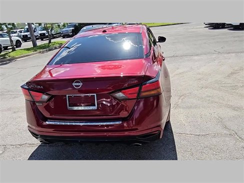 Used 2023 Nissan Altima 2.5 SR image 23