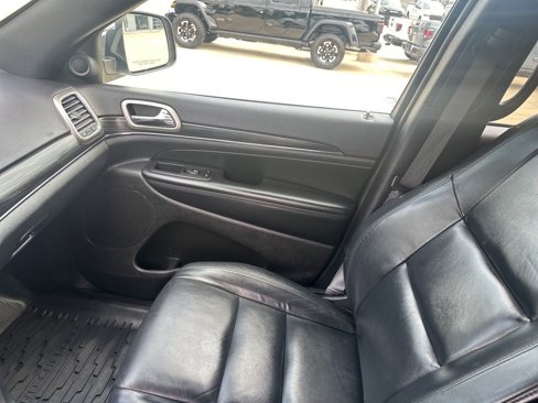 Used 2020 Jeep Grand Cherokee Limited image 17