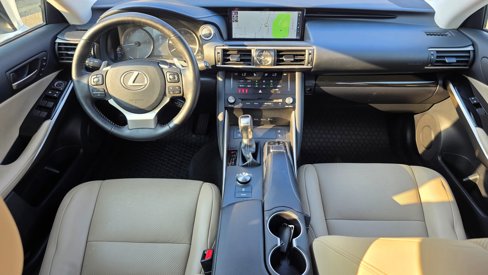Used 2018 Lexus IS 300 F Sport image 15