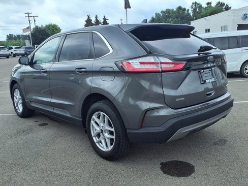 Used 2023 Ford Edge SEL w/ Convenience Package image 7