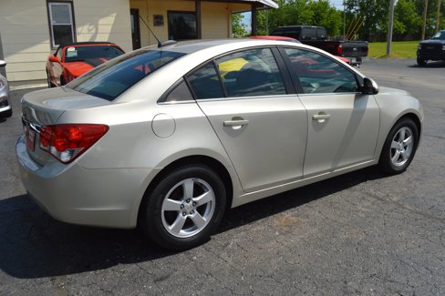 Used 2015 Chevrolet Cruze LT image 9