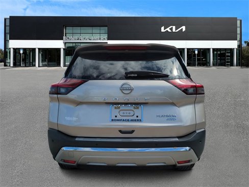 Used 2022 Nissan Rogue Platinum w/ Head-Up Display Package image 4