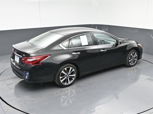 Used 2017 Nissan Altima 2.5 SR image 25