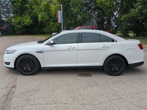 Used 2019 Ford Taurus Limited image 2