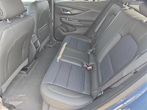 New 2025 Buick Envista Preferred w/ Advanced Safety Package image 13