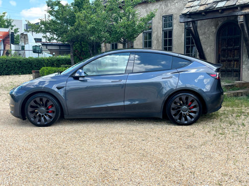 Used 2021 Tesla Model Y Performance image 6