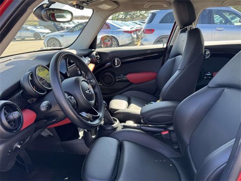 Used 2018 MINI Cooper S image 4