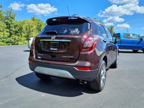 Used 2018 Buick Encore Sport Touring image 4