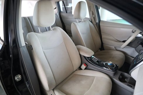 Used 2012 Nissan Leaf SV image 19