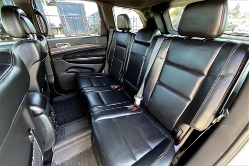 Used 2017 Jeep Grand Cherokee Limited w/ Luxury Group II image 26