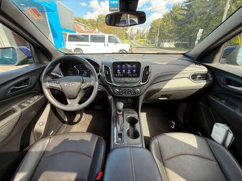 Used 2023 Chevrolet Equinox RS w/ RS Leather Package image 10
