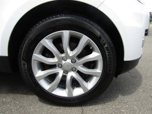 Used 2015 Land Rover Range Rover Sport HSE image 14