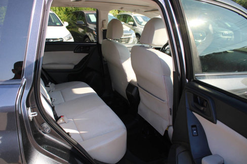 Used 2016 Subaru Forester 2.5i Premium w/ All-Weather Package image 28