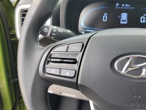 Certified 2023 Hyundai Venue SEL image 16