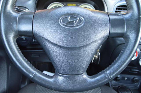Used 2009 Hyundai Accent SE image 19