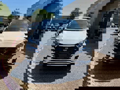Used 2024 Nissan Versa S w/ Trunk Package image 5