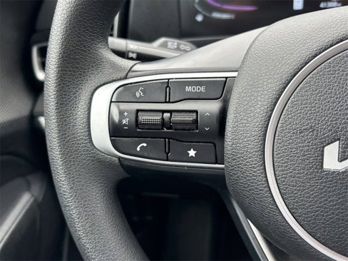 Used 2024 Kia Sportage LX image 28
