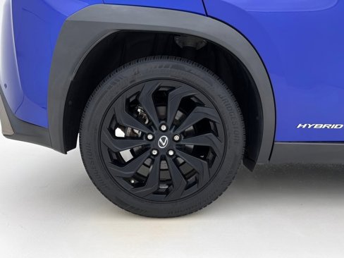 Certified 2021 Lexus UX 250h F Sport image 32