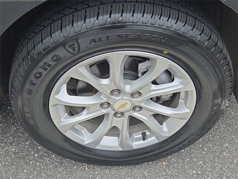 Used 2021 Chevrolet Equinox LT image 32