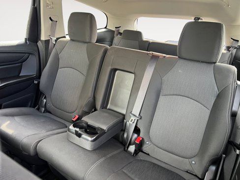 Used 2017 Chevrolet Traverse LT image 13