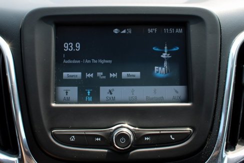 Used 2018 Chevrolet Equinox LT image 23
