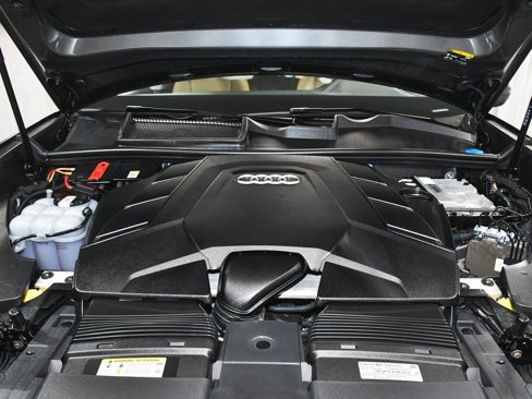 Used 2021 Audi Q8 Premium Plus w/ Premium Plus Package image 85