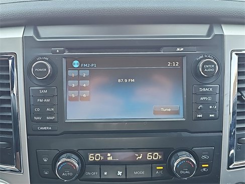 Used 2017 Nissan Titan SV image 11