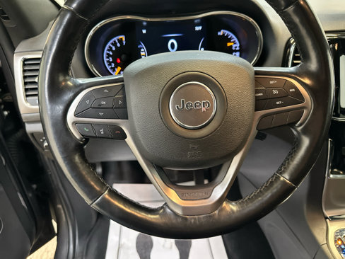 Used 2020 Jeep Grand Cherokee Altitude image 25