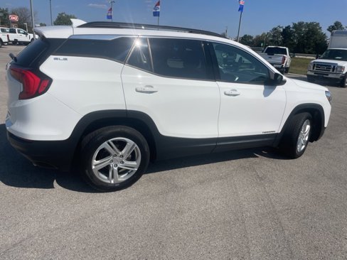 Used 2020 GMC Terrain SLE image 13